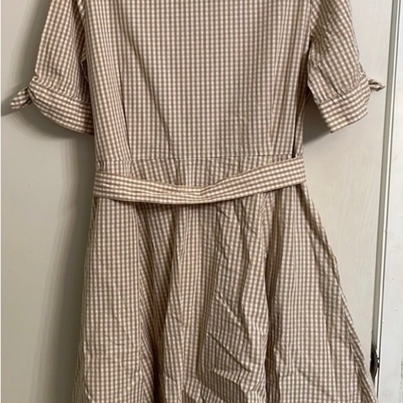 Calvin Klein midi length tan/white gingham dress with side pockets. - Picture 5 of 6